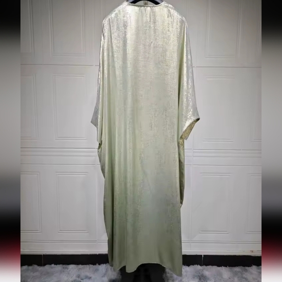 Glamorous Abaya Batwing Satin Open Kimono - Picture 4 of 6